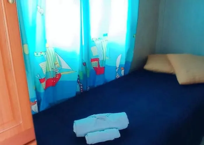 The Place Kamp alanı